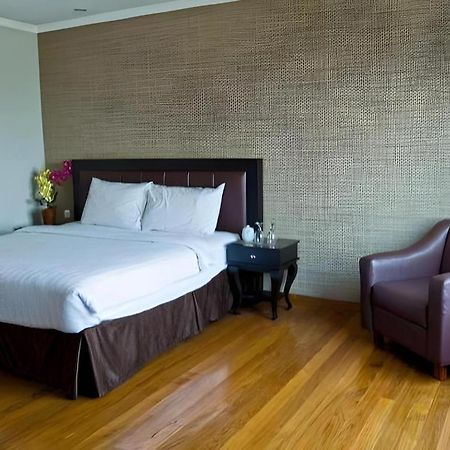 P Hotel Jakarta Exterior photo