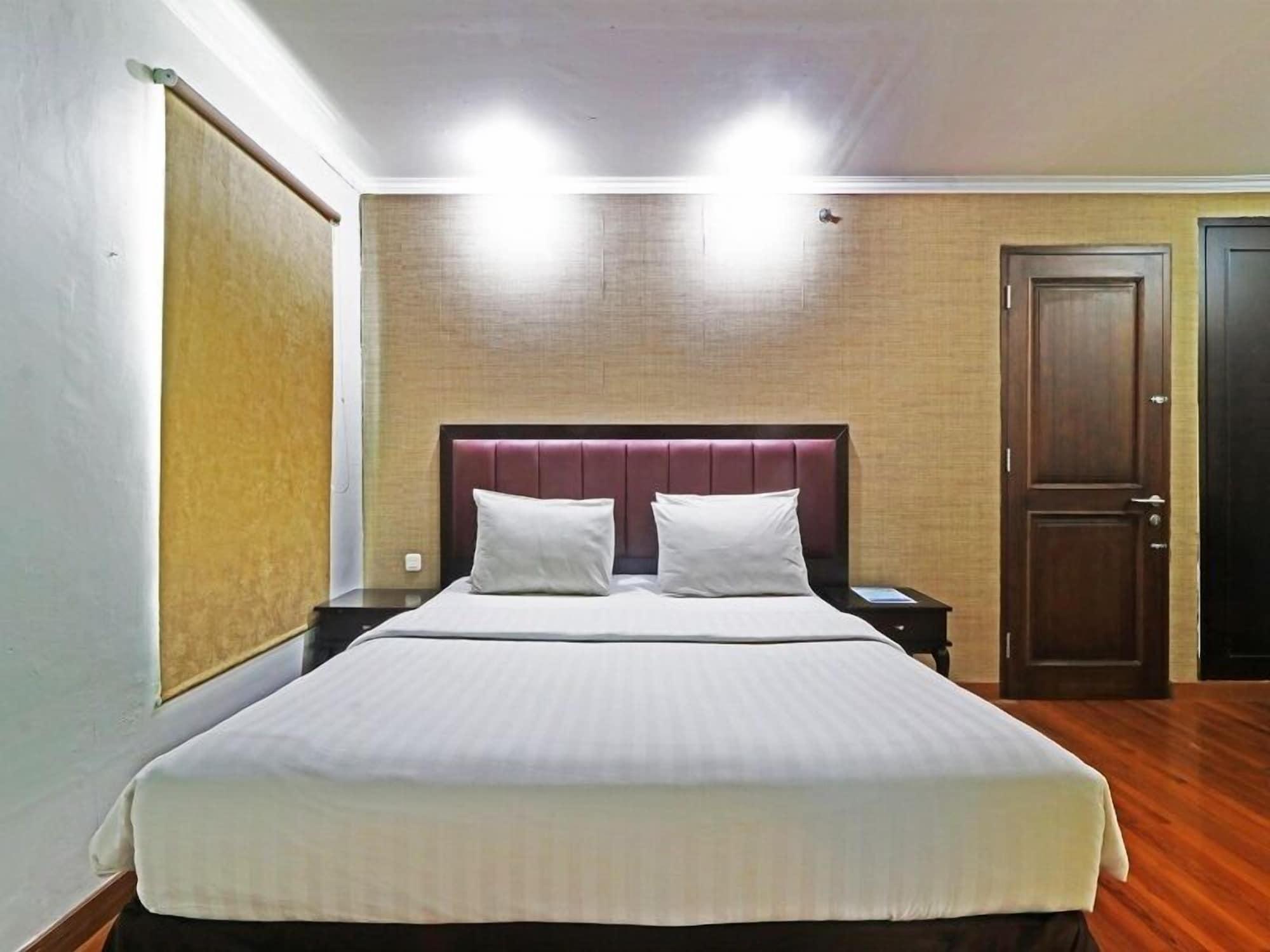 P Hotel Jakarta Exterior photo