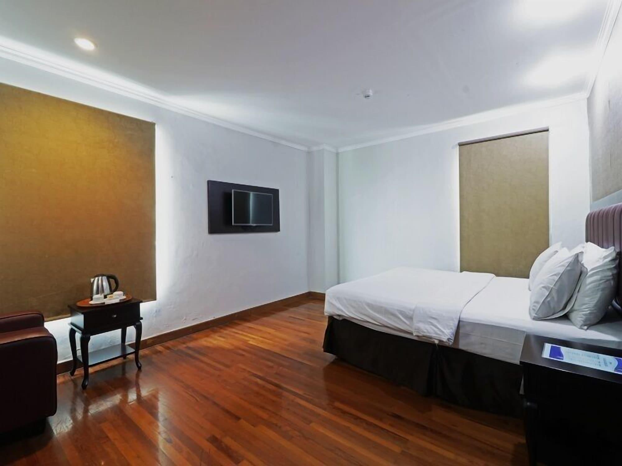 P Hotel Jakarta Exterior photo