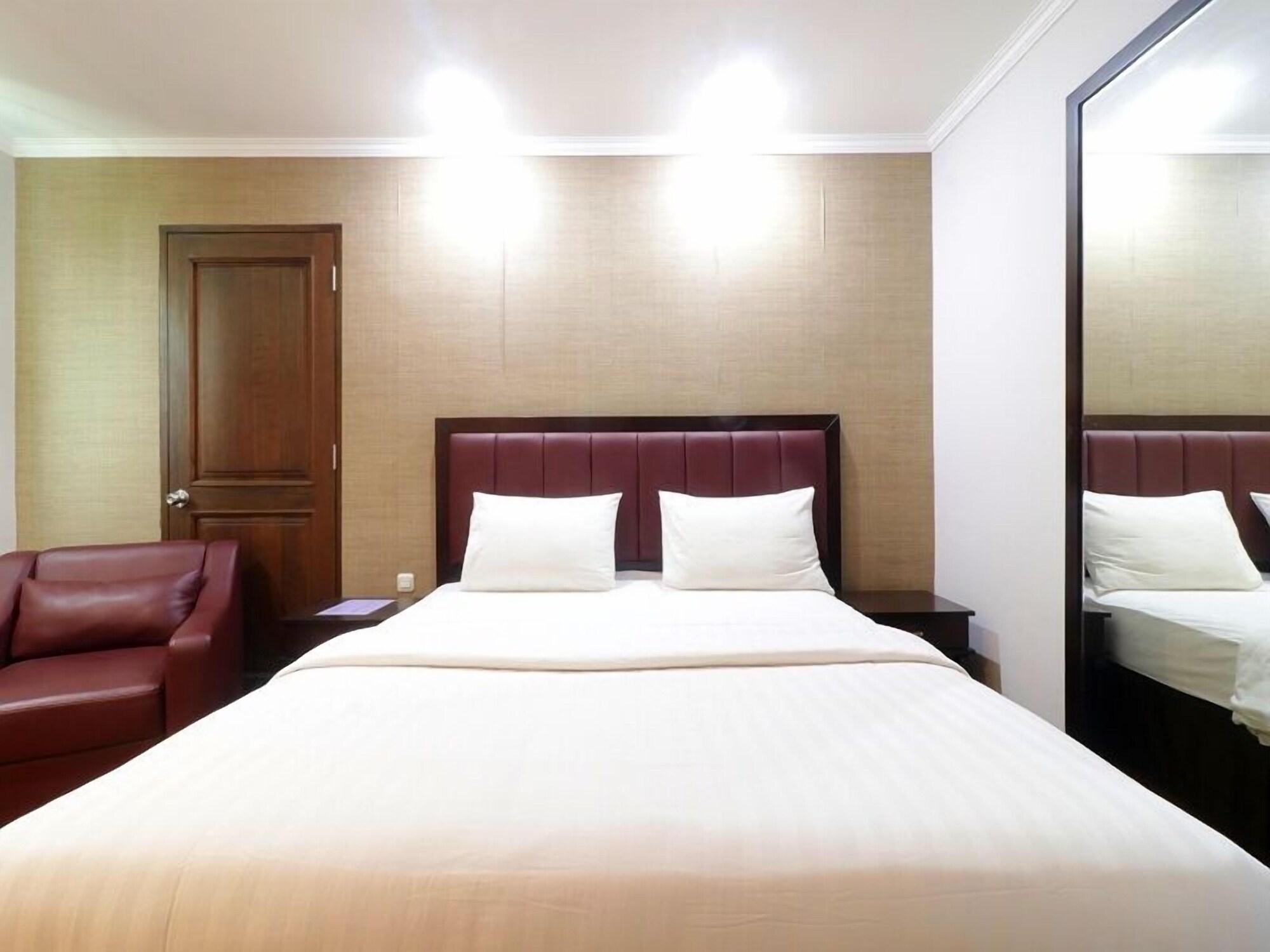 P Hotel Jakarta Exterior photo