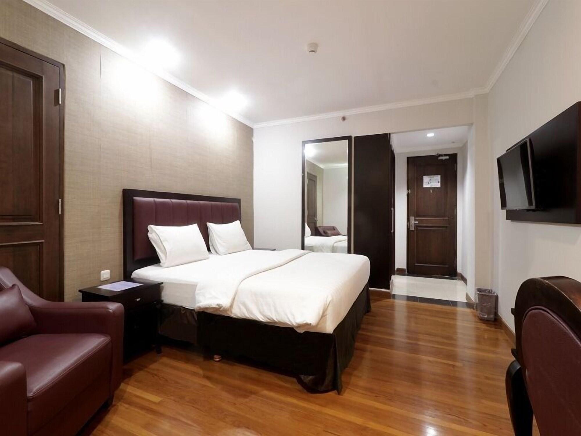 P Hotel Jakarta Exterior photo
